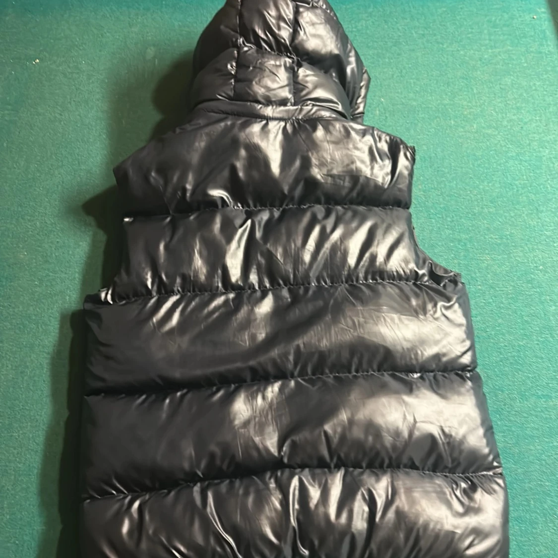Svart dunväst från Moncler - 3