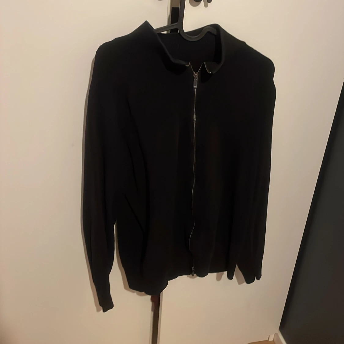 Svart kofta från Massimo Dutti - 1