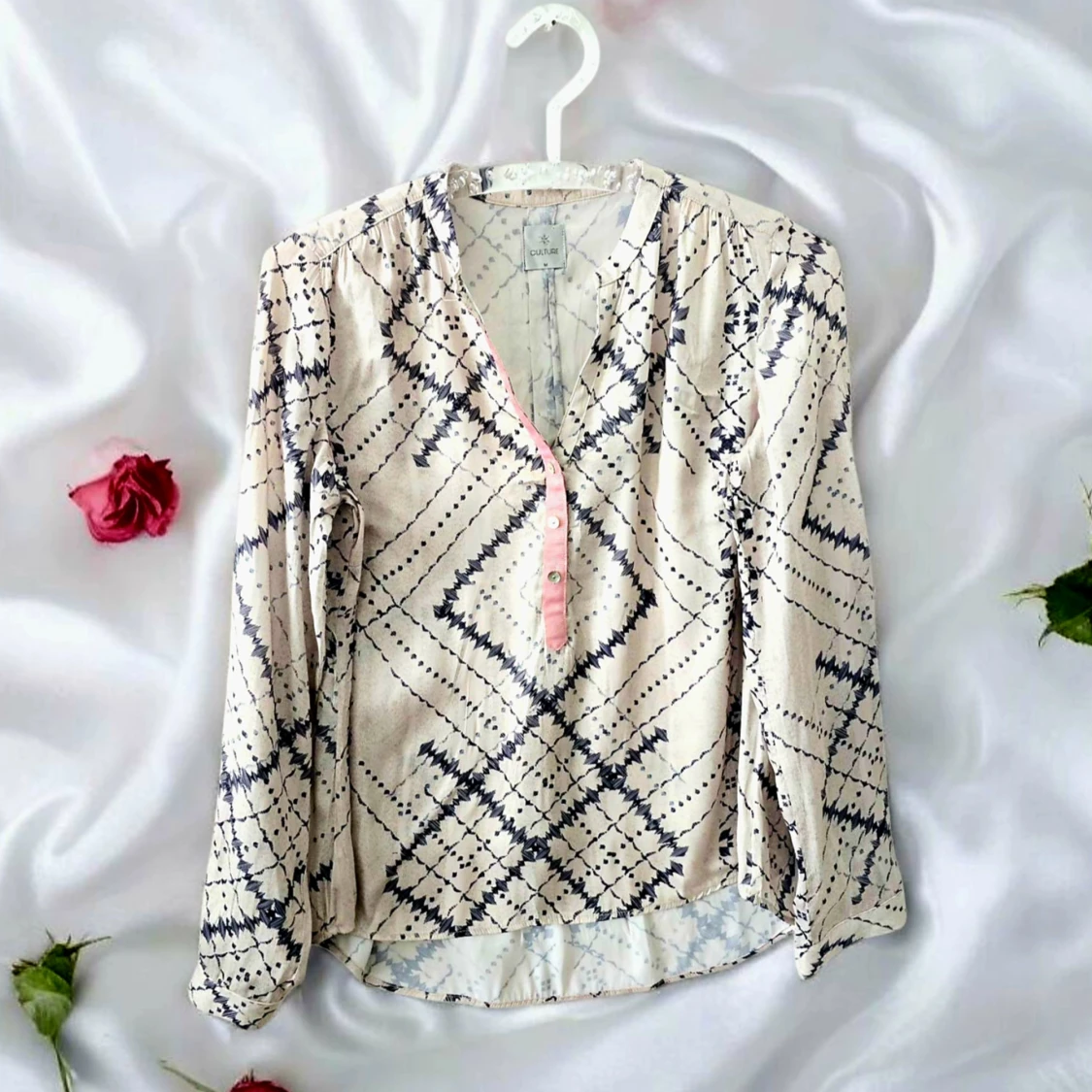 Mönstrad henley från Culture - 2