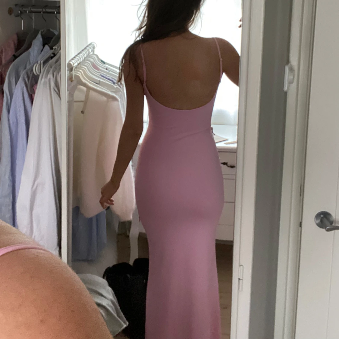 Ljusrosa tight långklänning  - 1