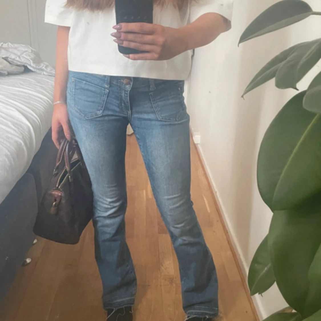Blå lowwaist bootcut jeans