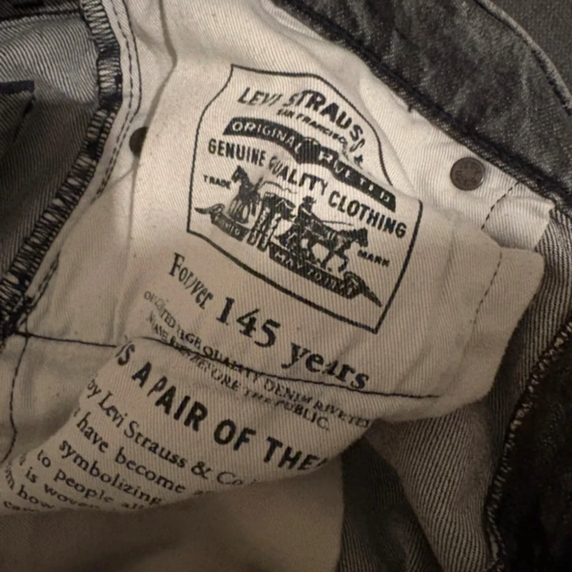 Grå Levi's 511 jeans - 2