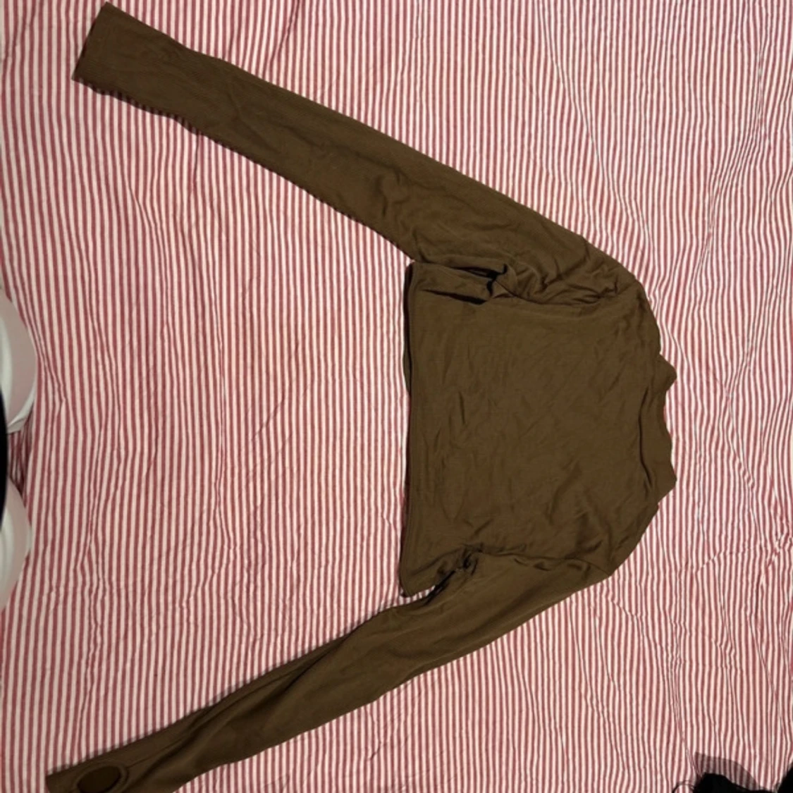 Brun långärmad tröja från Divided - 1