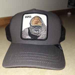 Grå keps från Goorin Bros - Snygg grå keps från Goorin Bros billigare vid snabb affär.