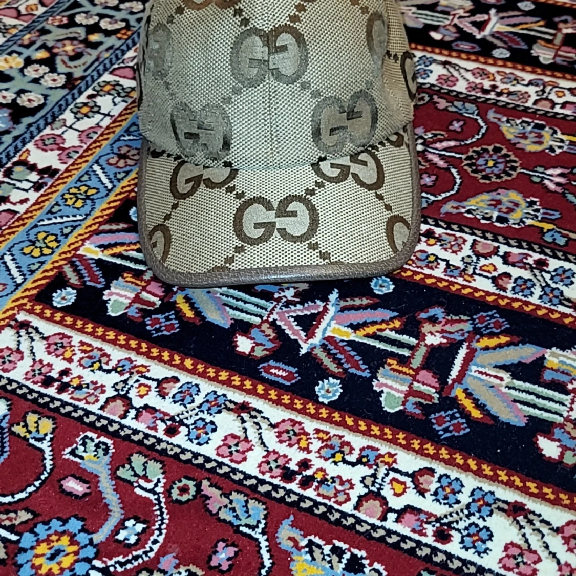 Beige keps från Gucci Jumbo GG