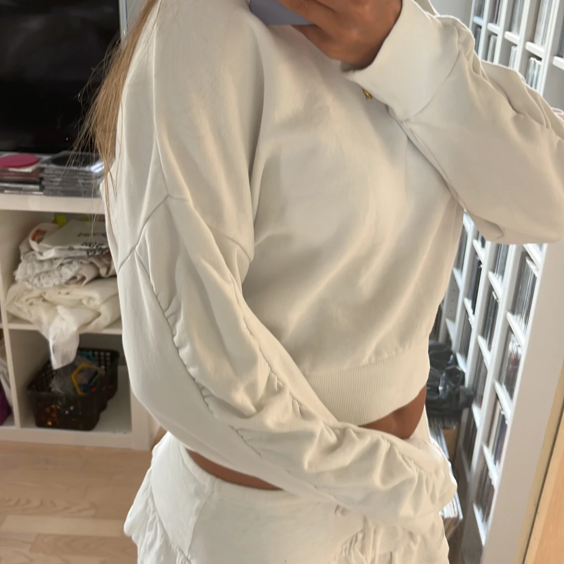 Vit sweatshirt med rynkade ärmar Lindex - 1