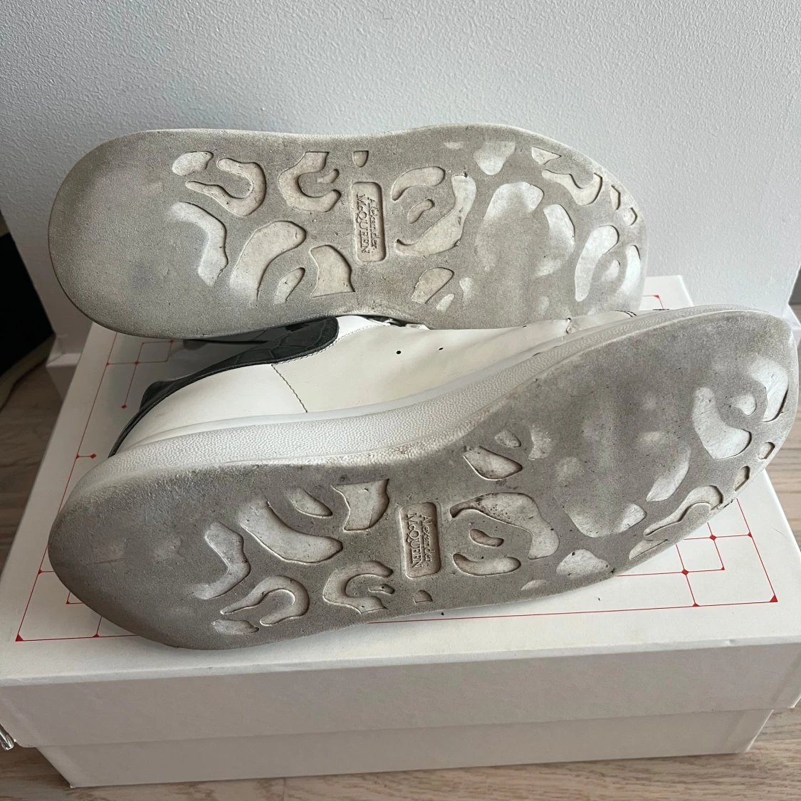 Alexander McQueen vita sneakers, 44 - 2