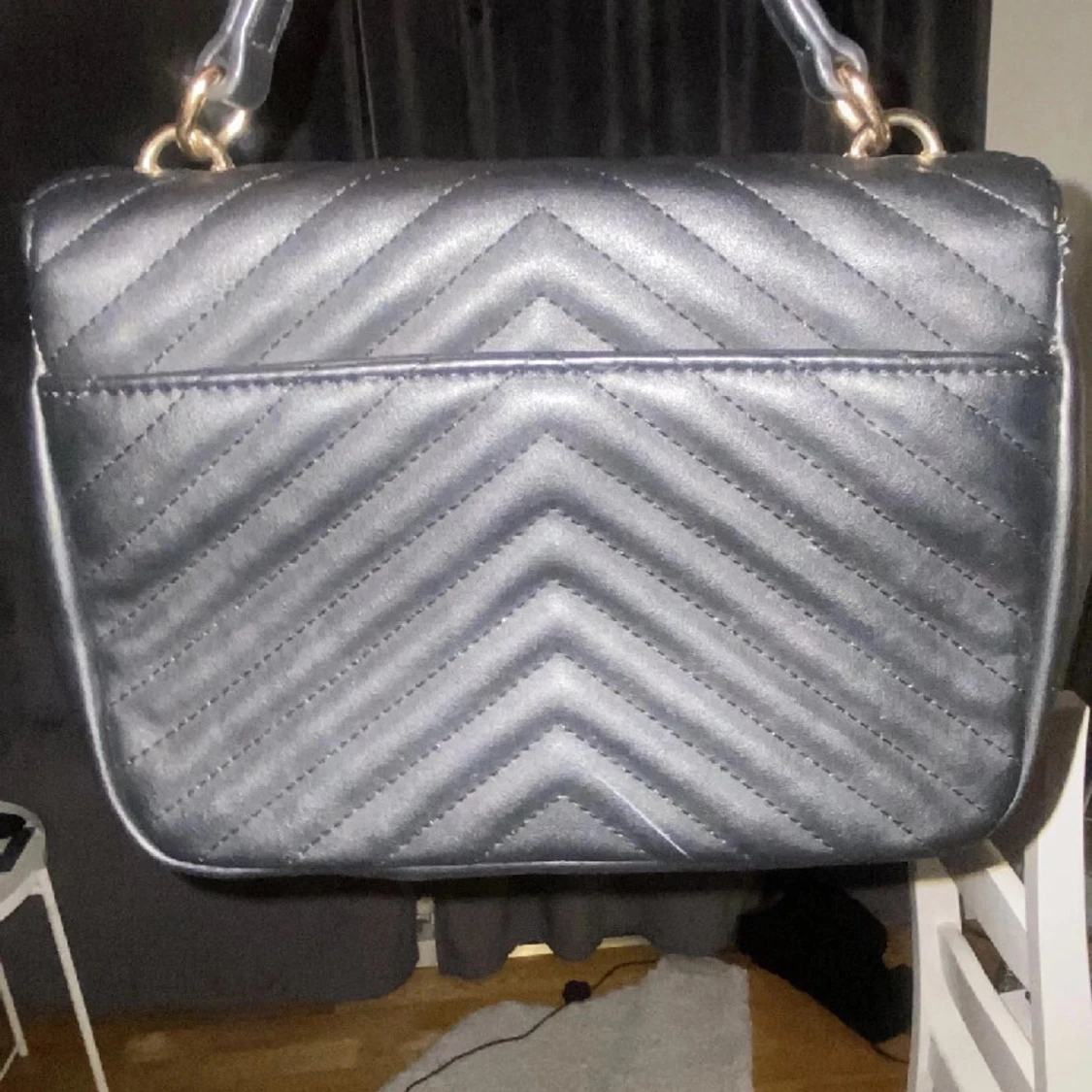 Svart quiltad YSL handväska i skinn - 1