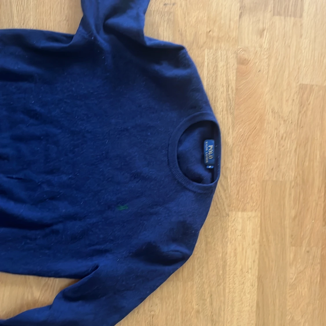 Mörkblå kashmere tröja från Ralph lauren - 1