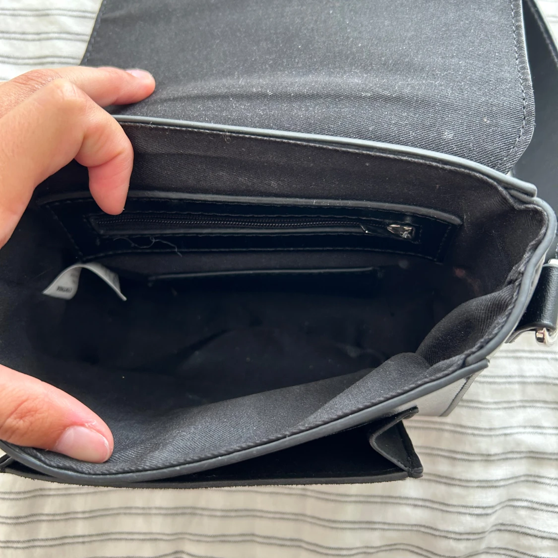 Svart axelväska från Carin Wester - 4