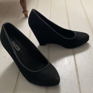 Kilklackar - Stl 36. Nyskick.