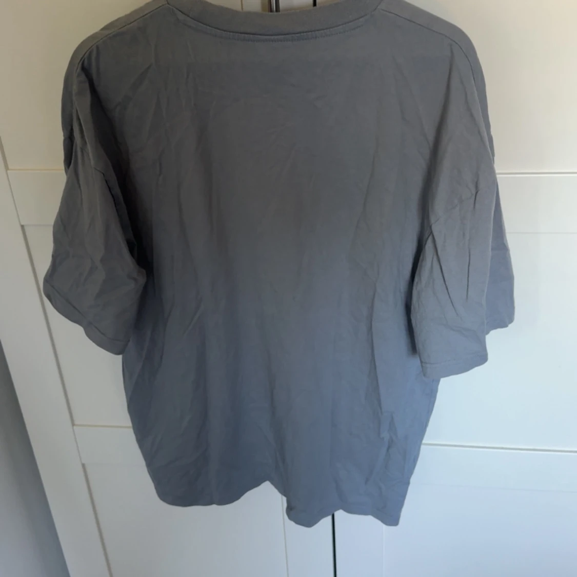 Grå oversized t-shirt från FSBN - 1