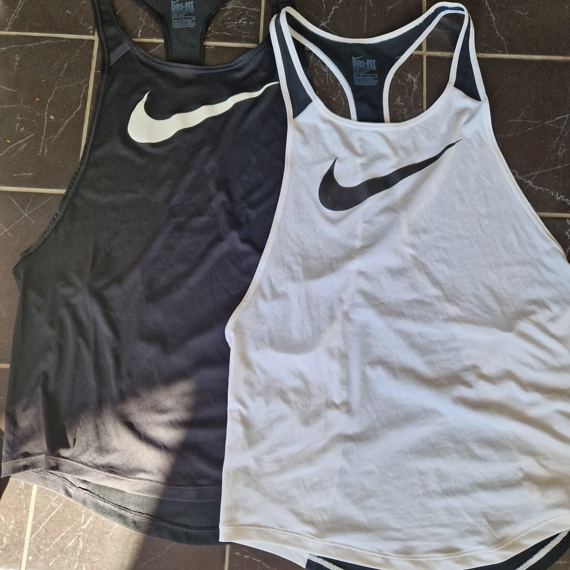 Nike Dri-Fit linnen svart & vitt