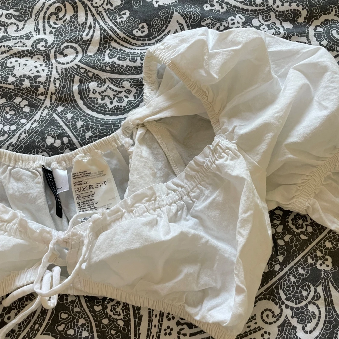 Vit kortärmad topp från Divided - 1