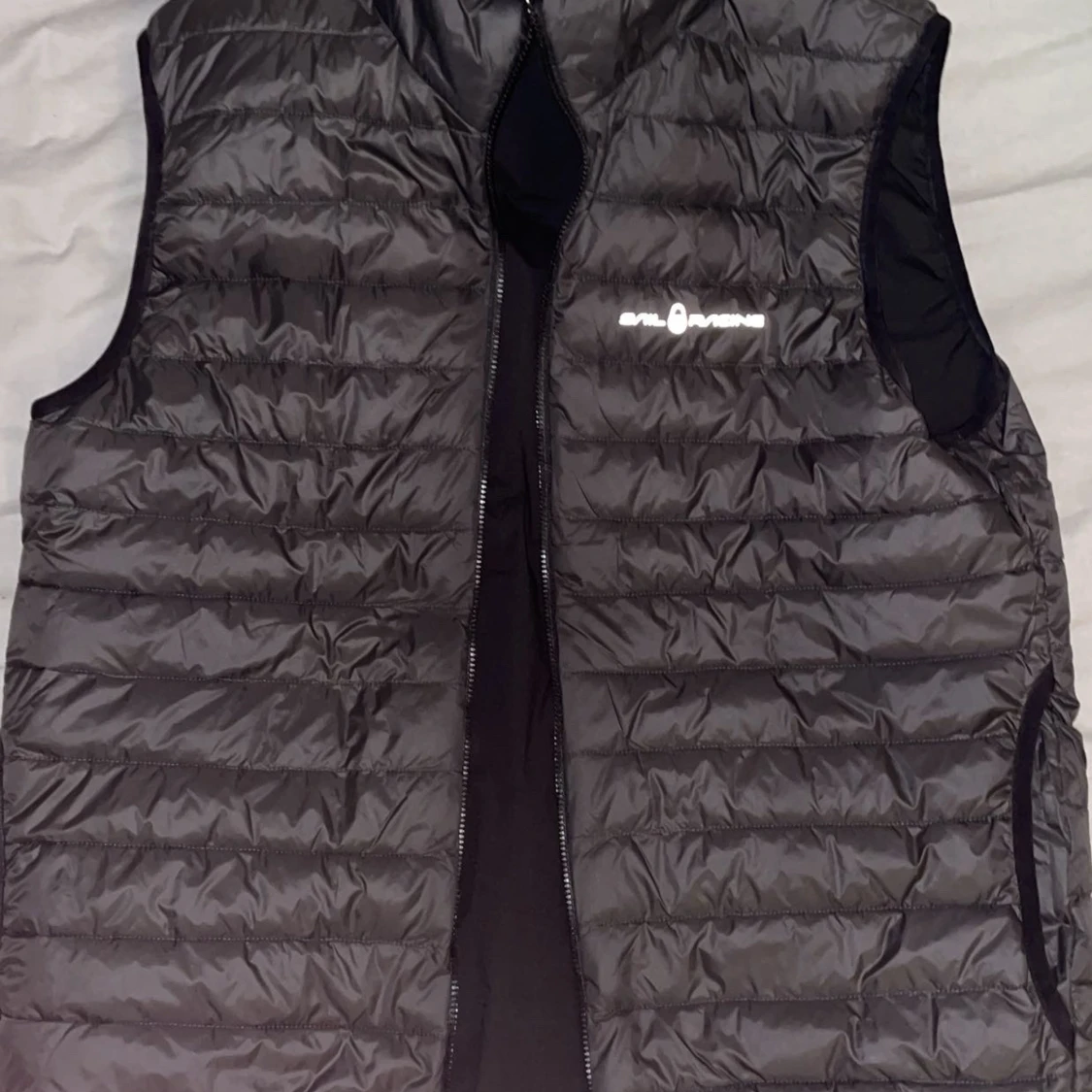 Svart reversable sail racing väst