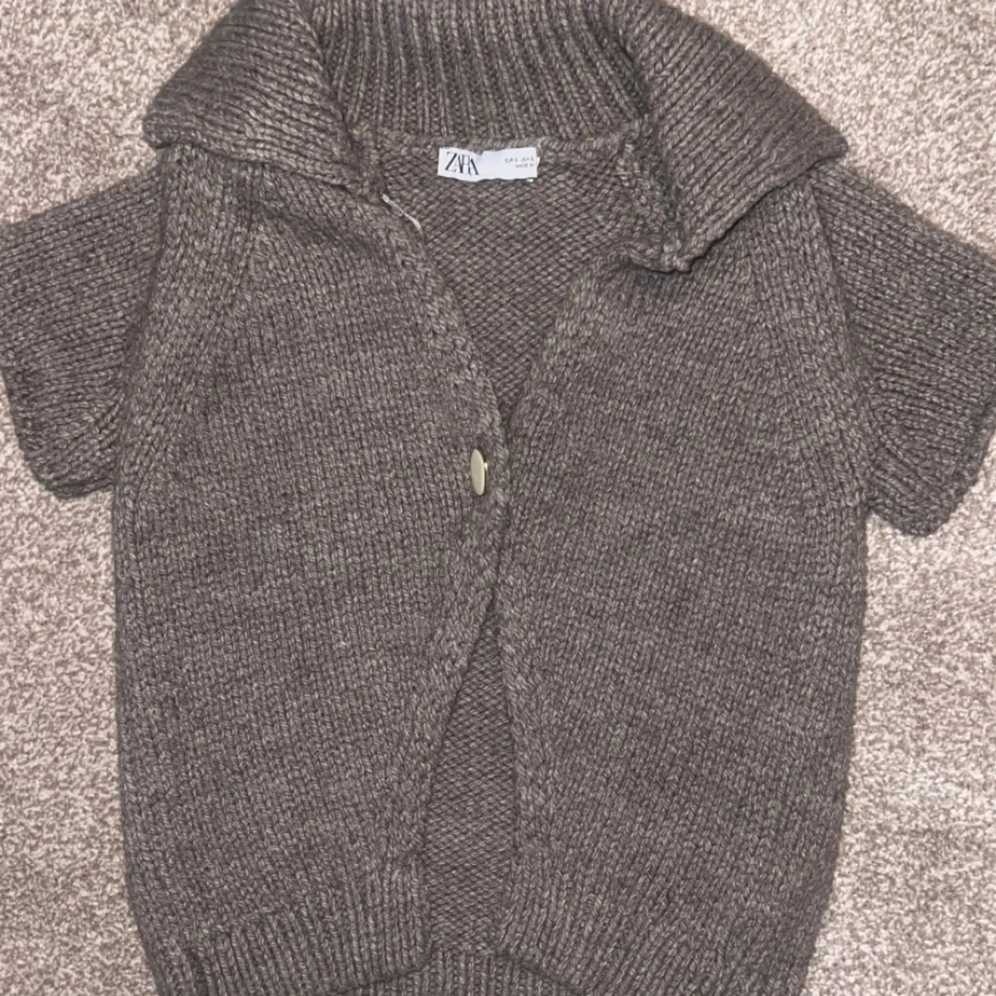 Brun stickad kofta  zara - 1