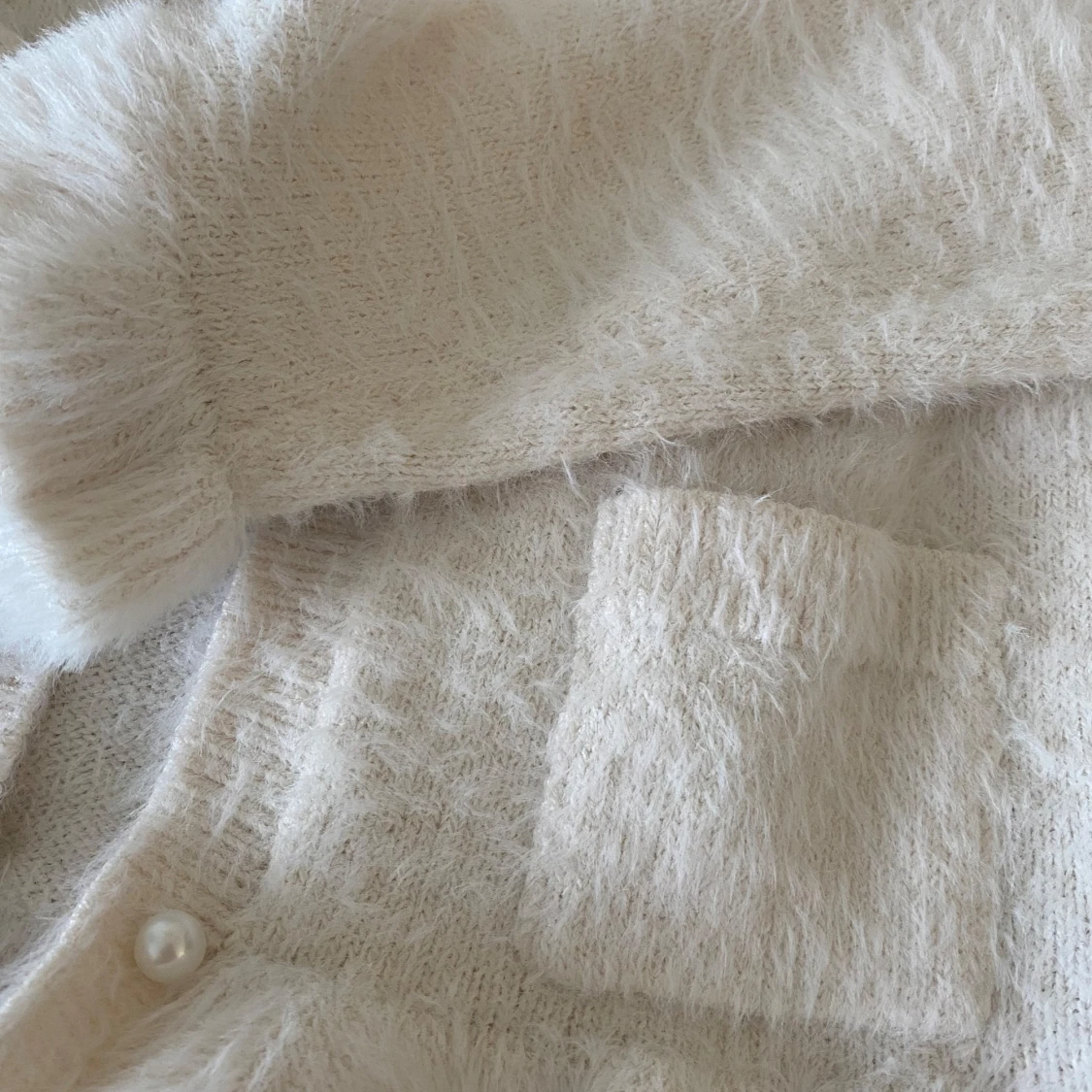 Vit fluffig kofta💕 - 2