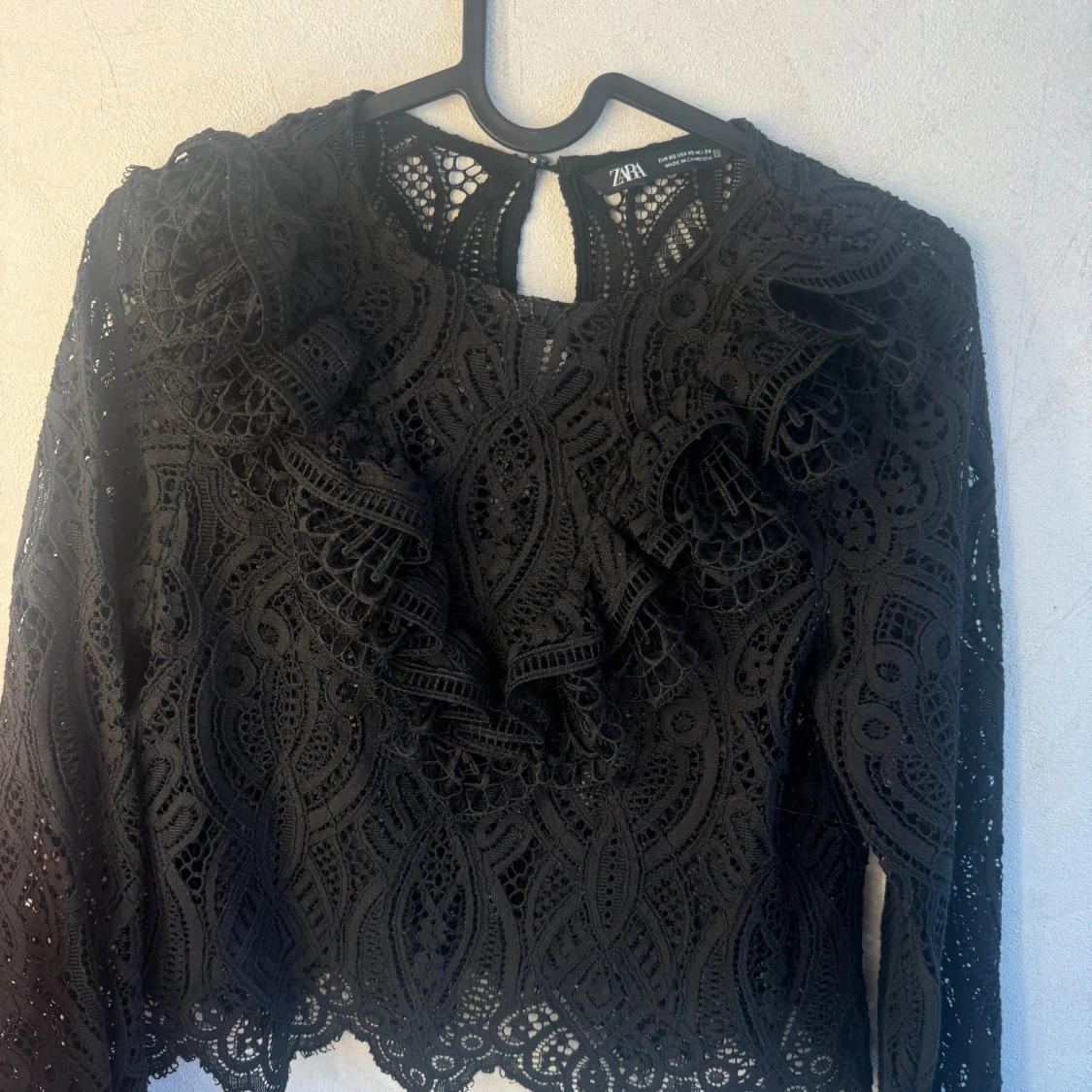 Svart spetsblus från Zara