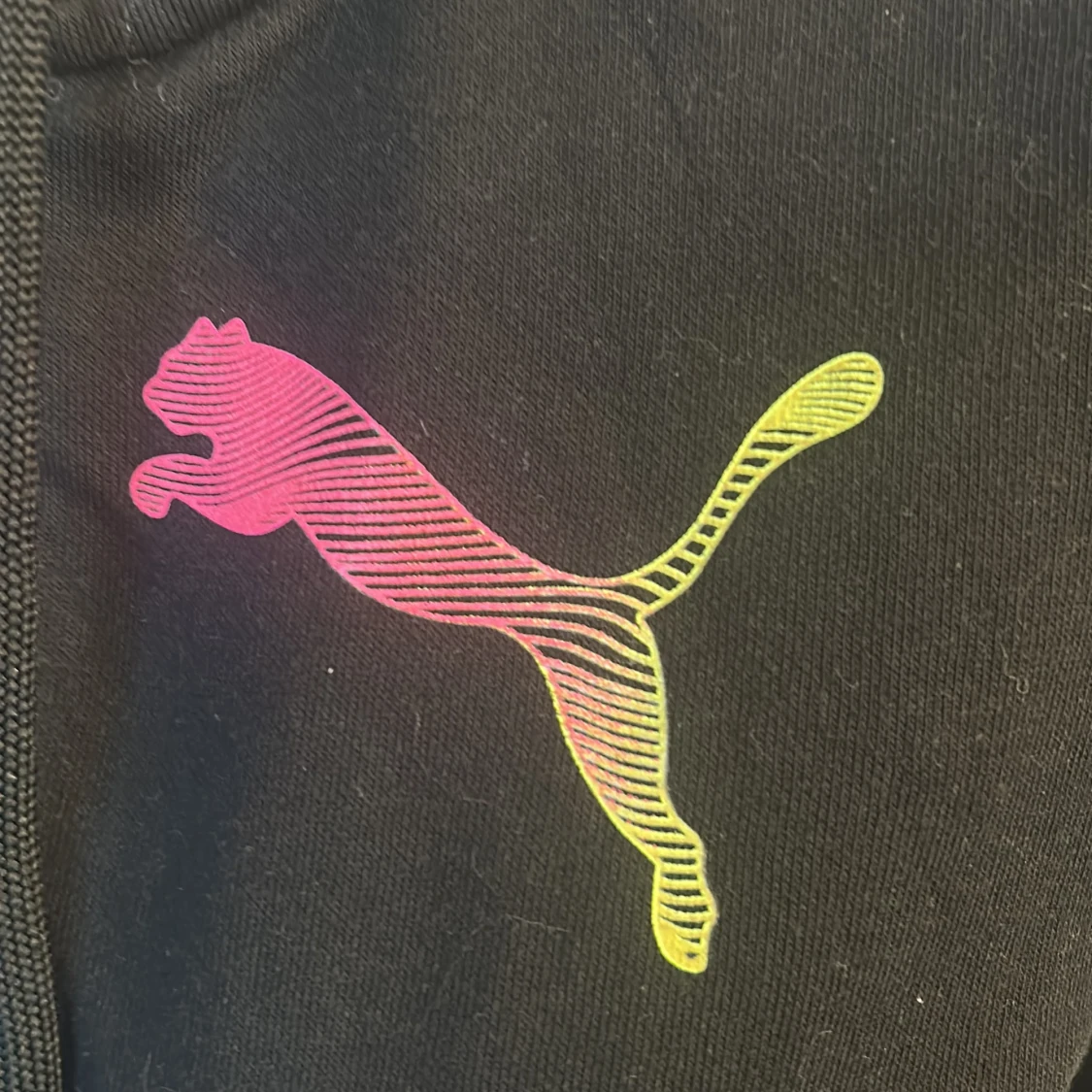 Svart hoodie från Puma - 1