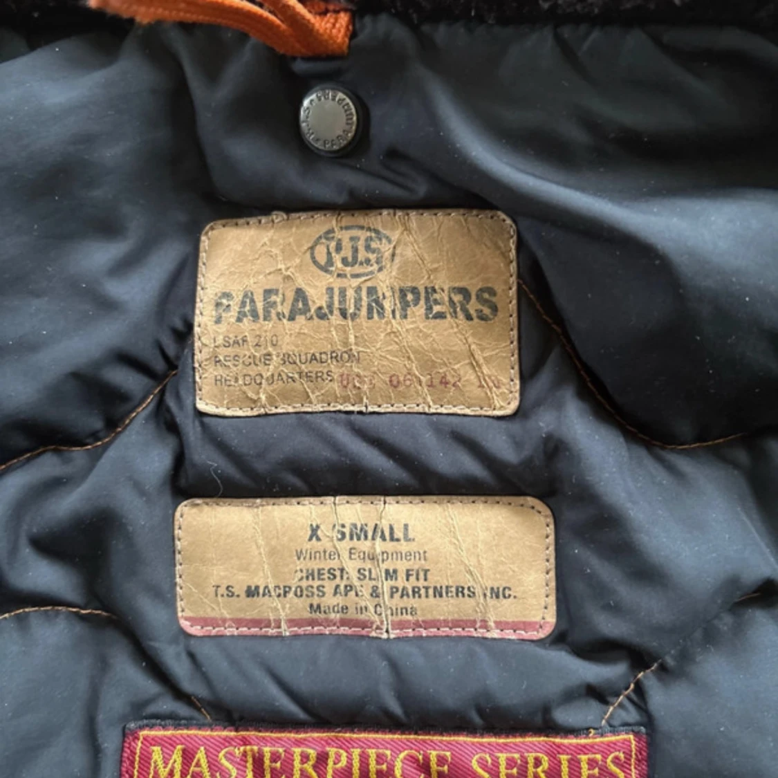 Svart vinterjacka från Parajumpers - 3