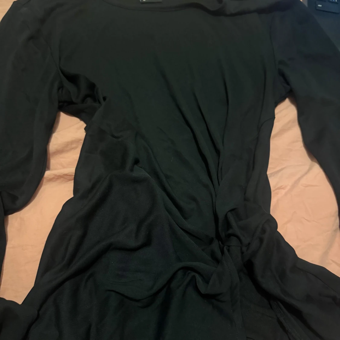 Svart tunn långärmad omelett tröja - 1