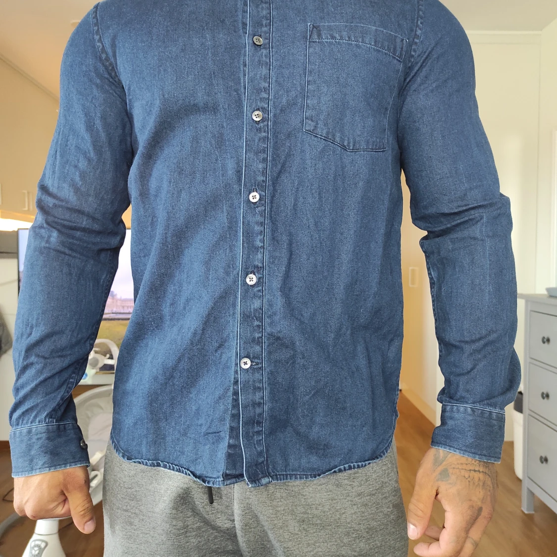 Blå jeansskjorta från NN07