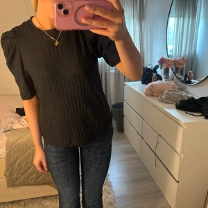 Topp - Snygg topp från Cubus, aldrig använd💓😇