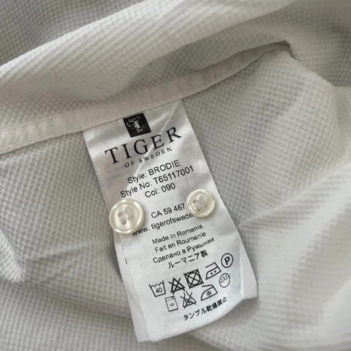 Vit skjorta från Tiger of Sweden - 2