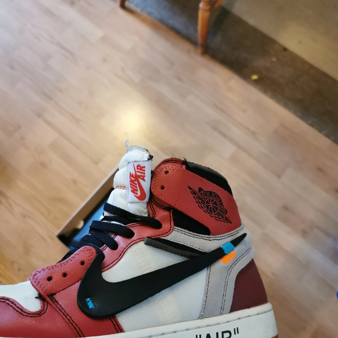 Nike Air Jordan Off-White Chicago  - 1