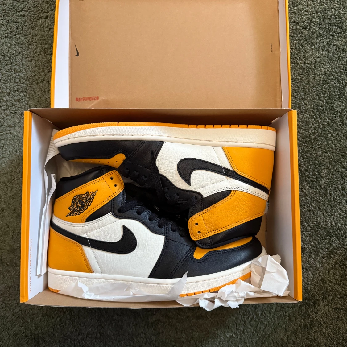  Air Jordan 1 Taxi 