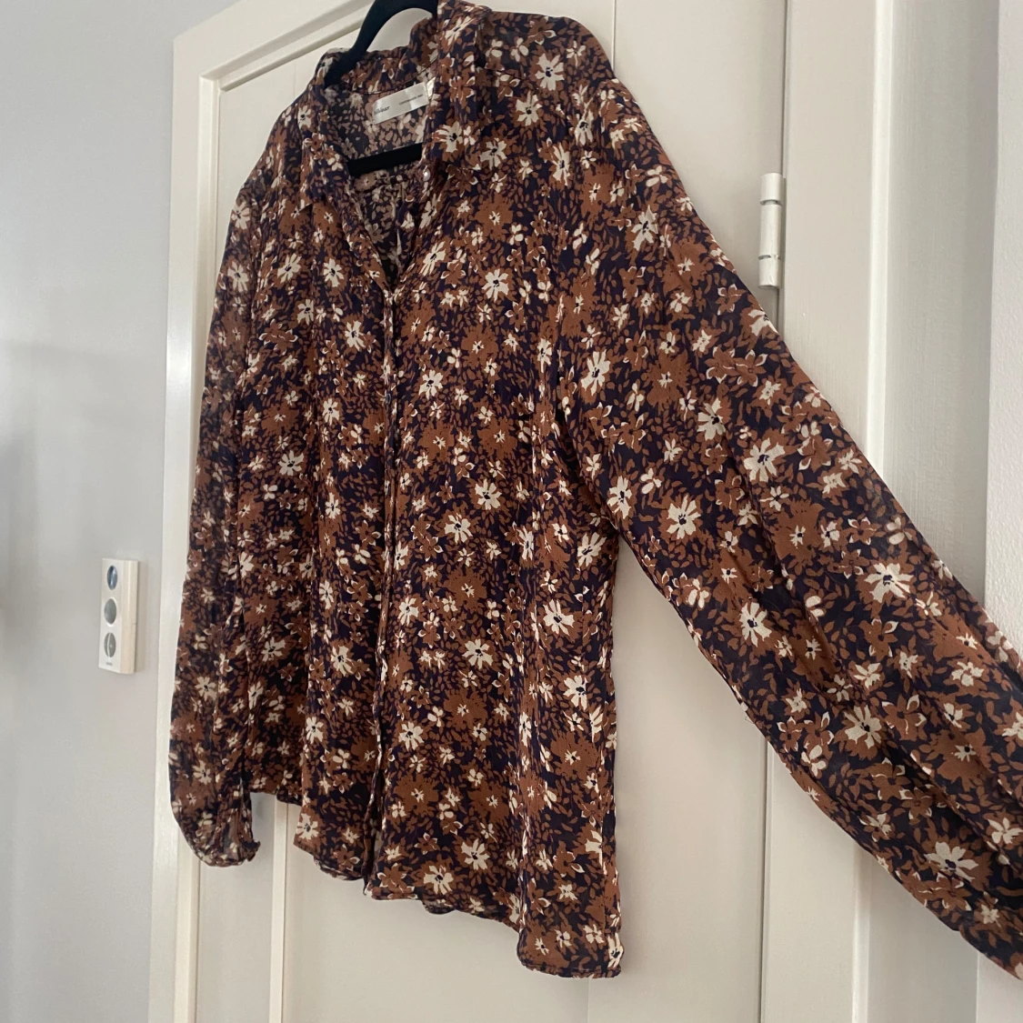 Blommig blus från InWear - 1