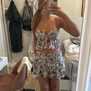 Zara kjol - Säljer kjolen på bilden ❤️