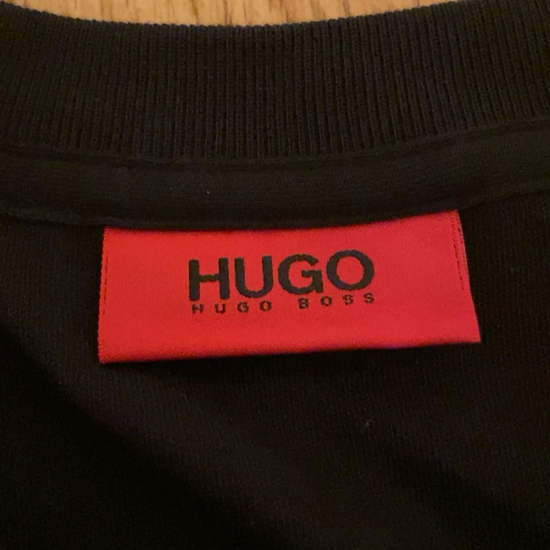 Svart långärmad tröja från Hugo Boss - 3