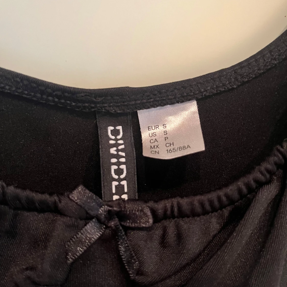 Svart gulligt linne - 1