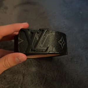 Svart snyggt bälte  - Svart bälte 