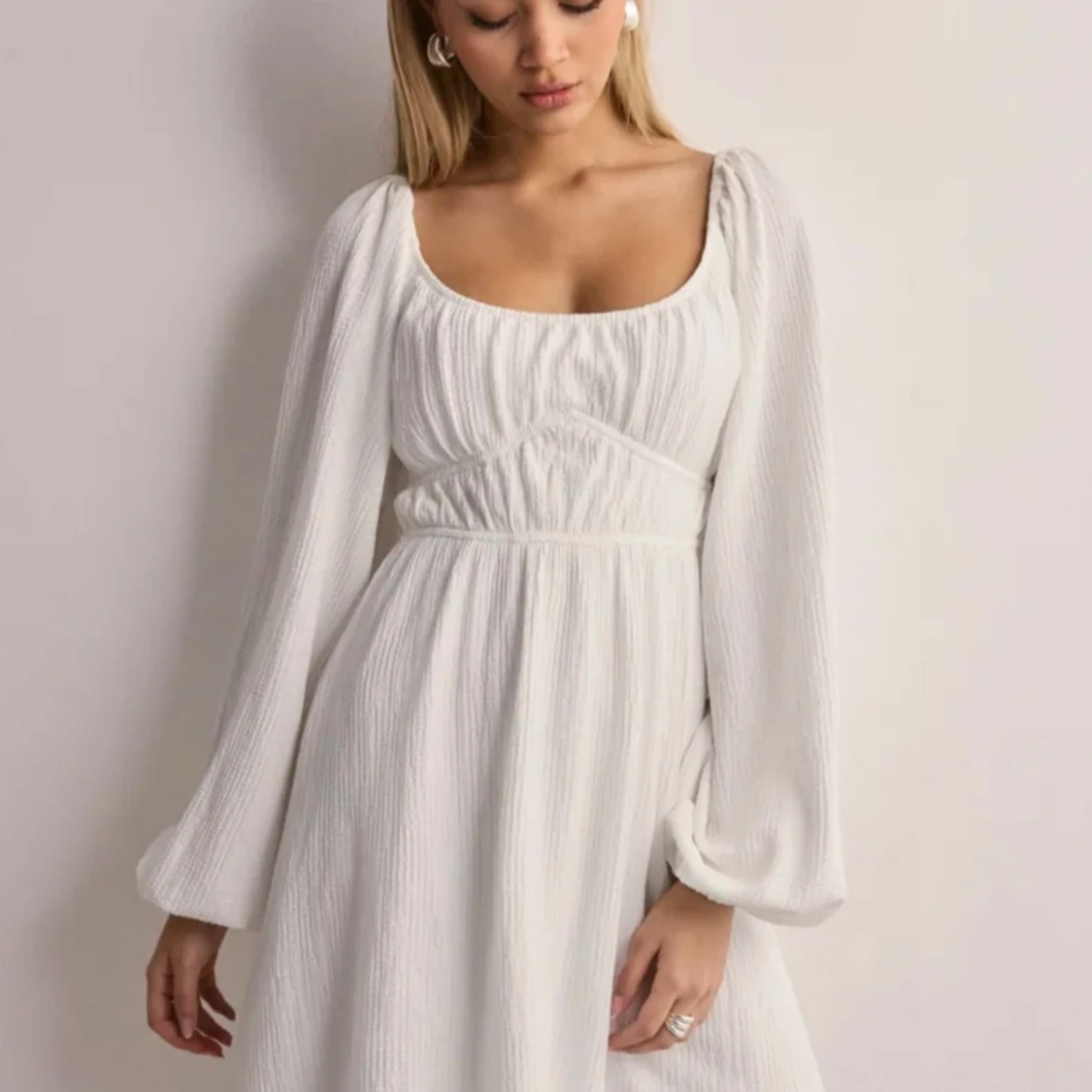 Vit klänning - 2