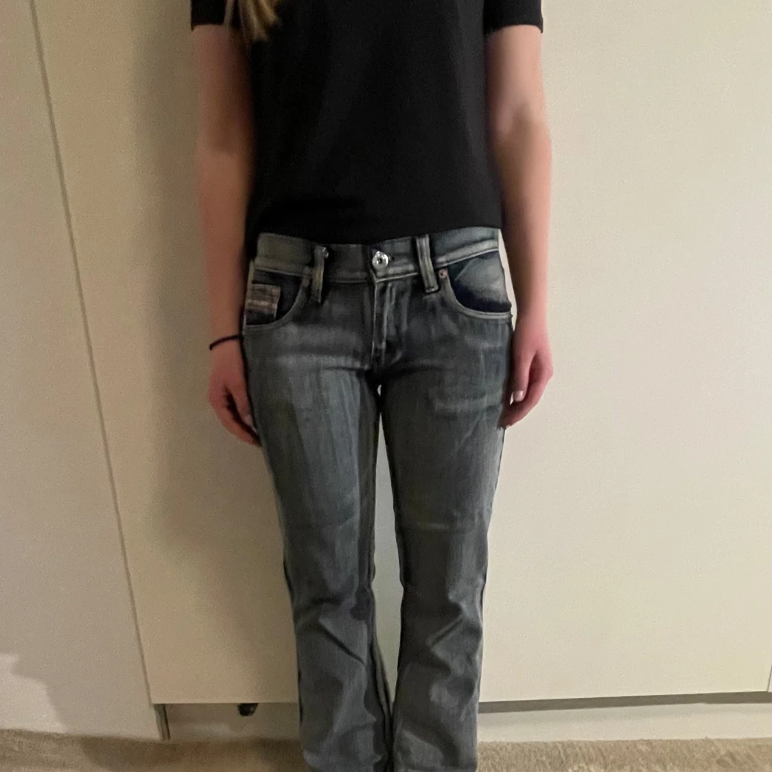 Lådmidjade bootcut jeans från Buddy - 2