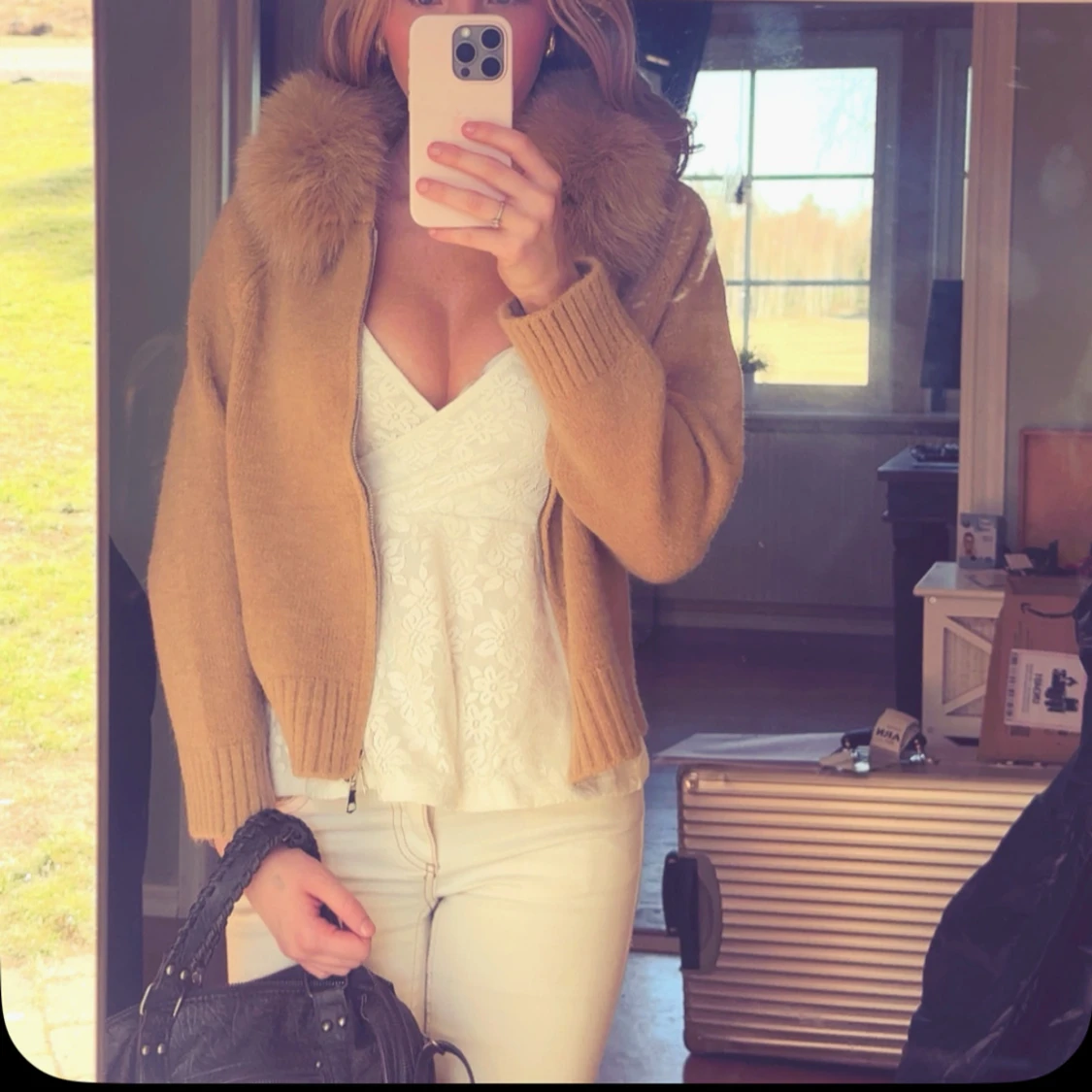 Beige stickad jacka  - 2