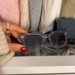 Chimi 04 - Säljer mina Chimi 04 i grey🙌🏼🤍500kr + frakt, skriv för fler bilder🥰