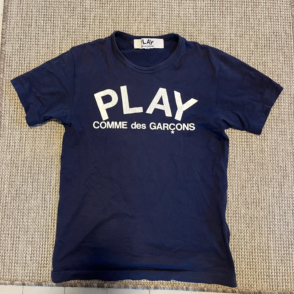 Comme des garcons play