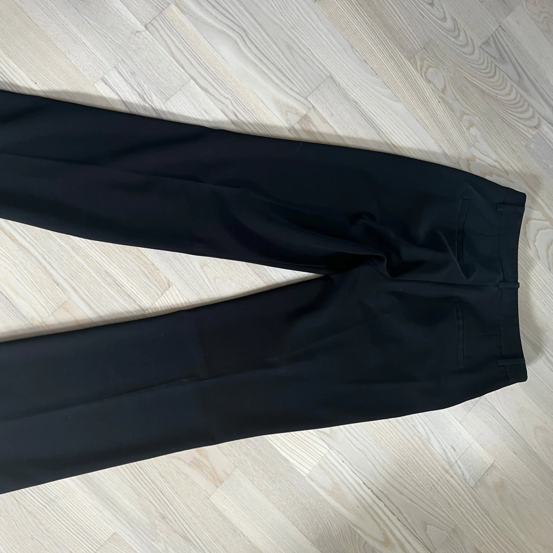 Svarta kostymbyxor - 1