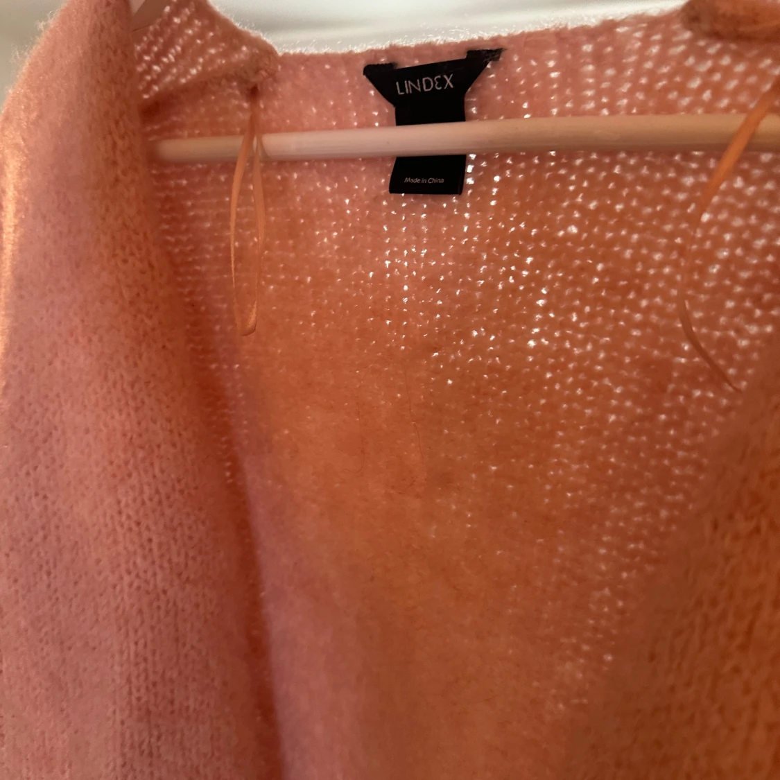 Rosa stickad kofta från Lindex - 1