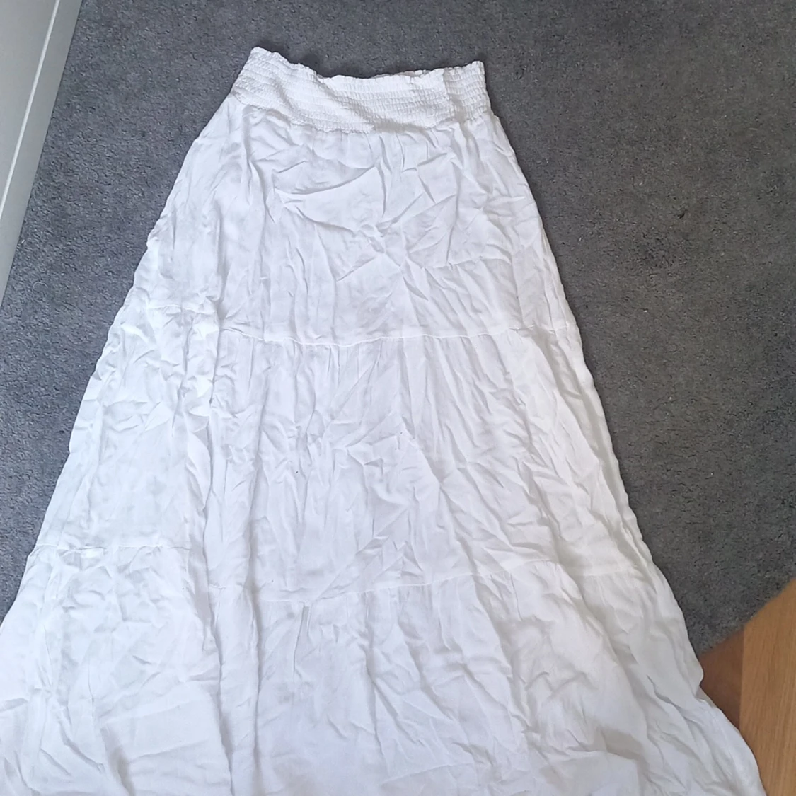 Vit långkjol från 157, stl M - 1