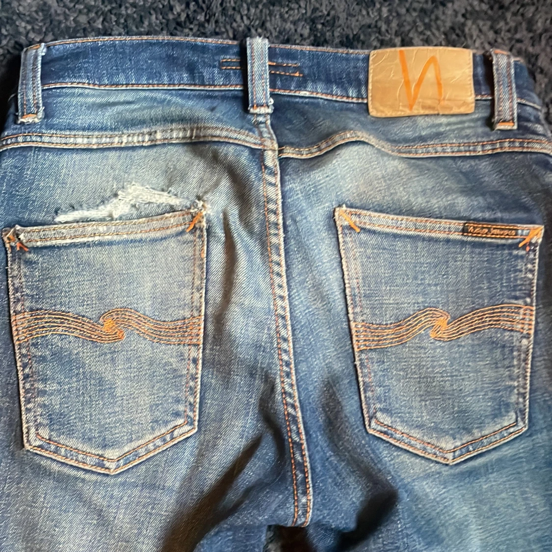 Blå slim jeans från Nudie Jeans - 2