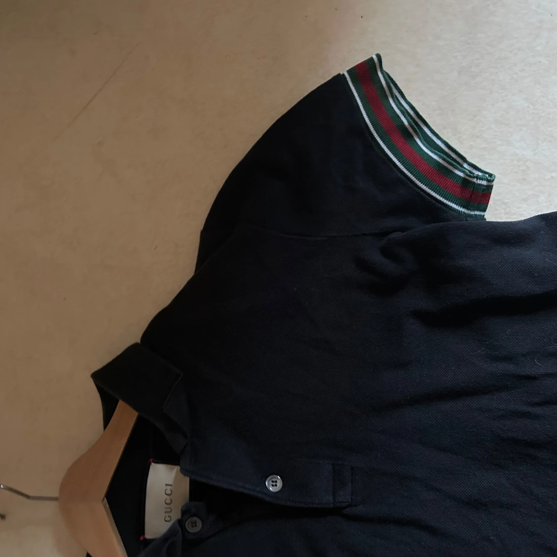 Svart Gucci pikétröja med ränder - 2