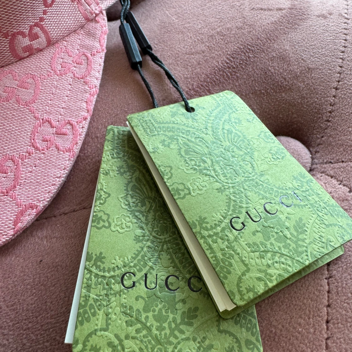 Rosa Gucci keps med GG-mönster - 4