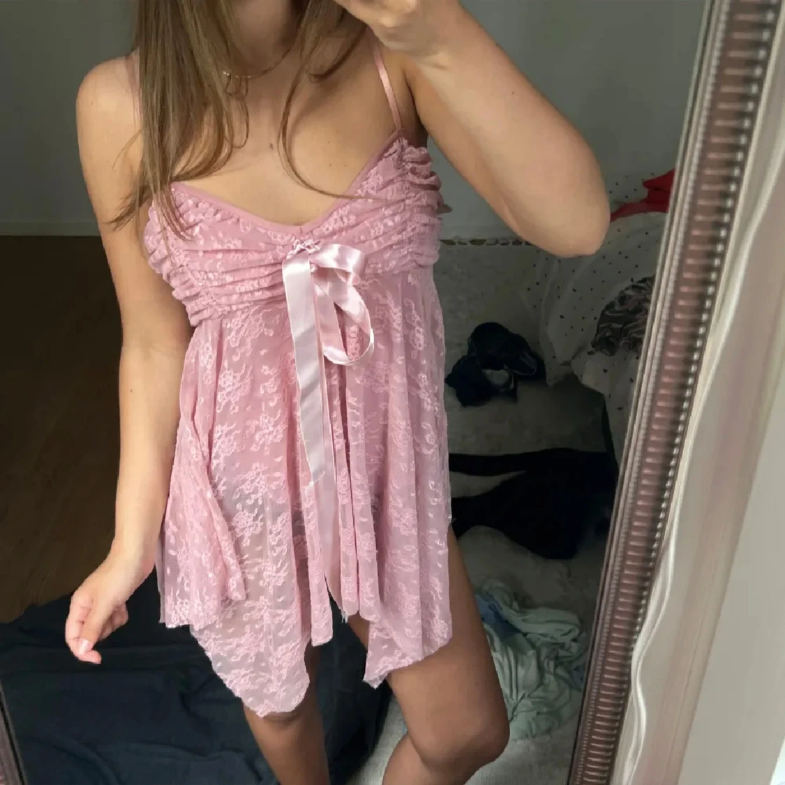 Rosa nattlinne med rosett