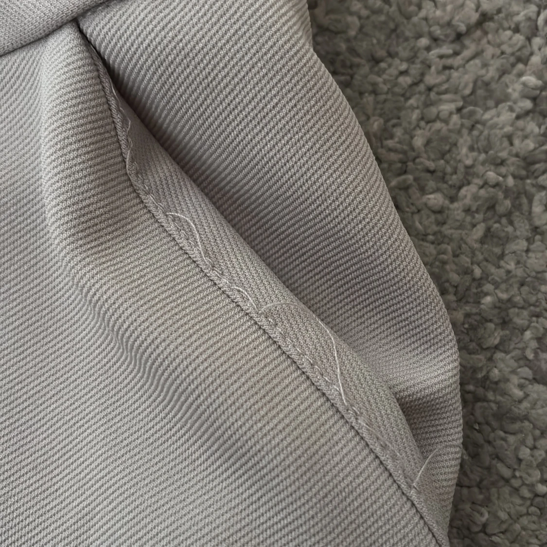 Grå/beigea kostymbyxor  - 3