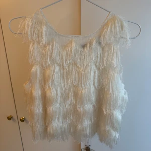 Festtopp - Topp med fransar🤍🤍