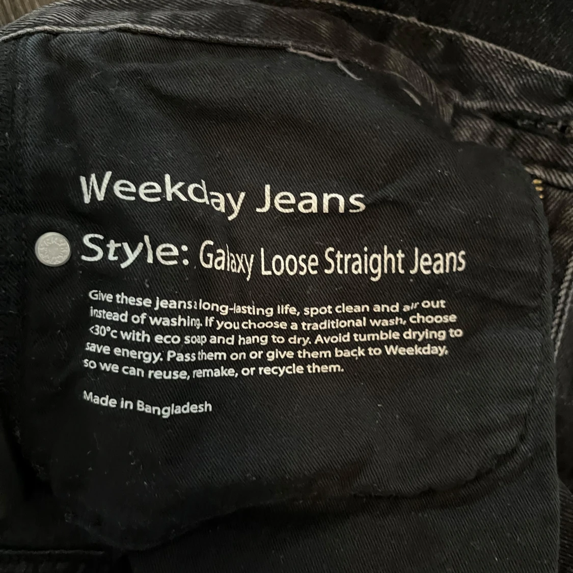 Svarta Weekday Galaxy Loose Straight Jeans - 3